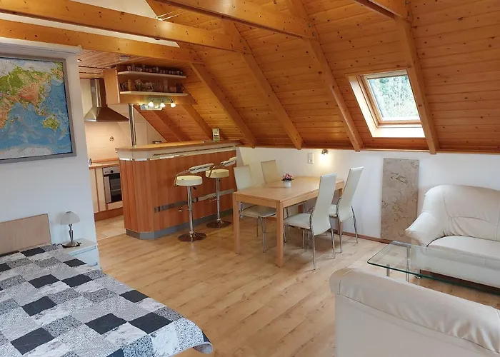 شقة Zur Saaleaue Wettin